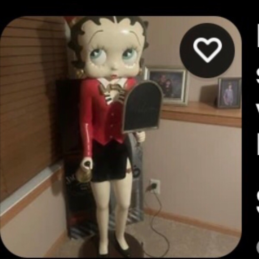 Betty Boop Life-Size Statue in Red and Black